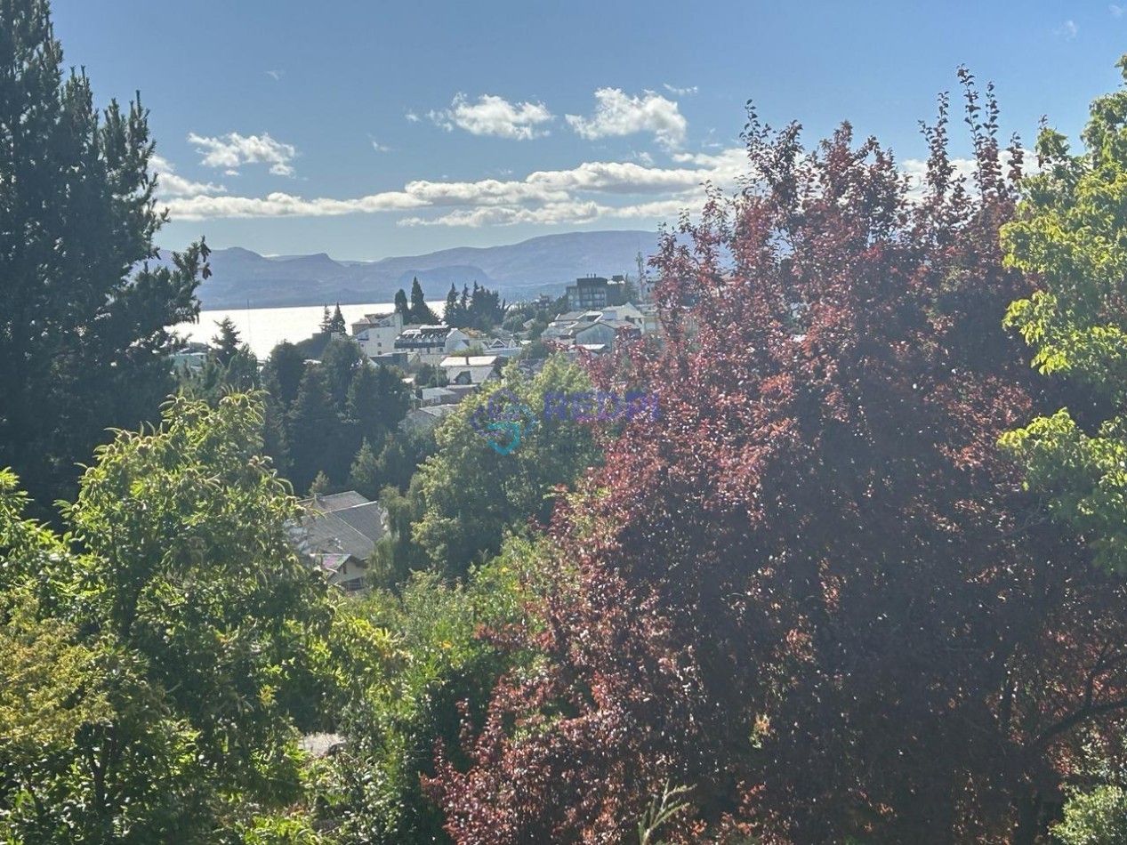 A estrenar B° Belgrano 2 amb  1 amb vista al lago en venta en pozo con financiacion Bariloche