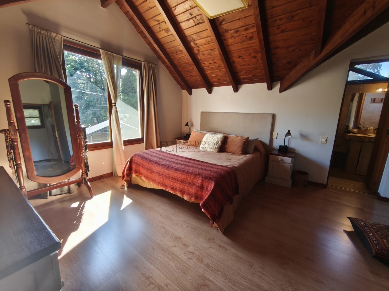 Casa + depto anexo en Barrio La Cascada de Bariloche. Alt. Bustillo Km 6 ideal vivienda y renta turistica venta inversion taller