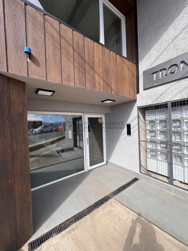 A estrenar apto turismo con vista al lago en Barrio Jardin Botanico Bariloche ideal inversion