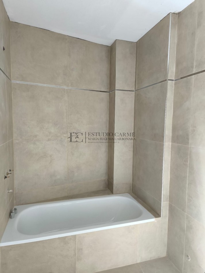 En pozo B° Belgrano Bariloche apto turismo y profesional entrega marzo 2026 oportunidad de inversion piso 3° "A" Fideicomiso Guaira