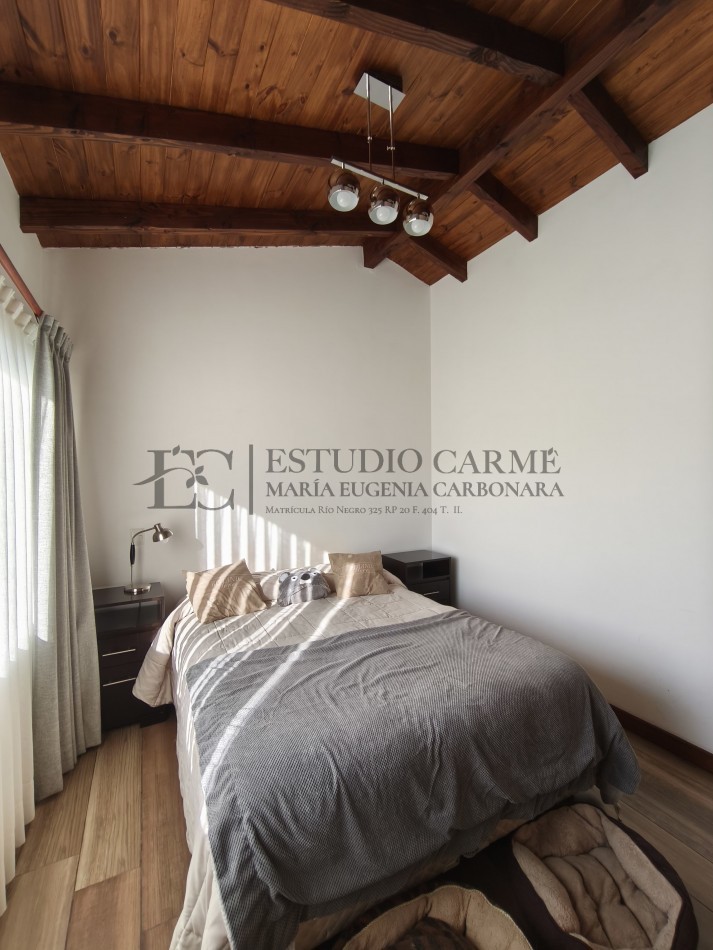 Casa en barrio privado Barrancas de Melipal en venta a 4,5 km del centro de Bariloche con seguridad y pileta