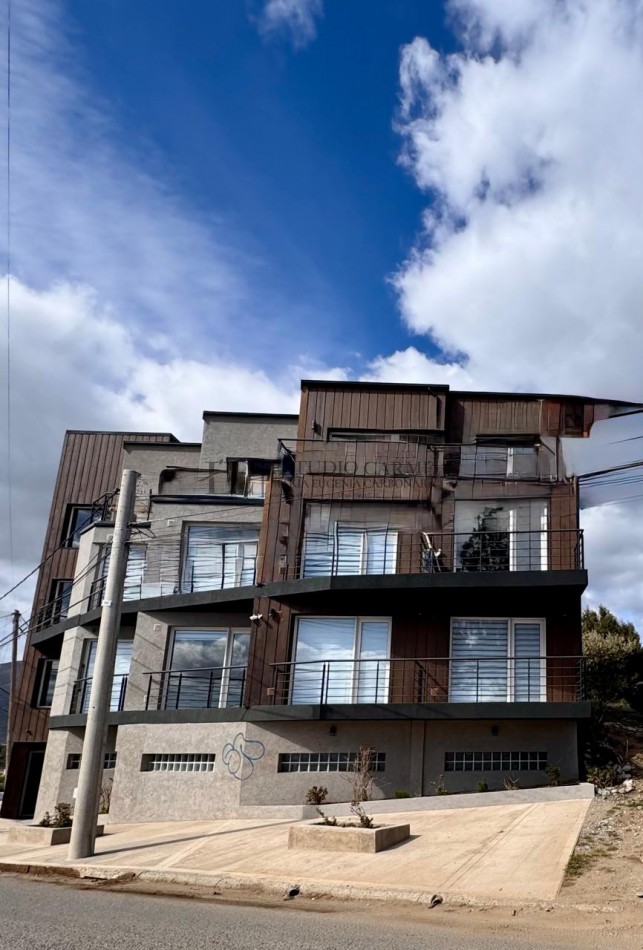 A estrenar apto turismo con vista al lago en Barrio Jardin Botanico Bariloche ideal inversion