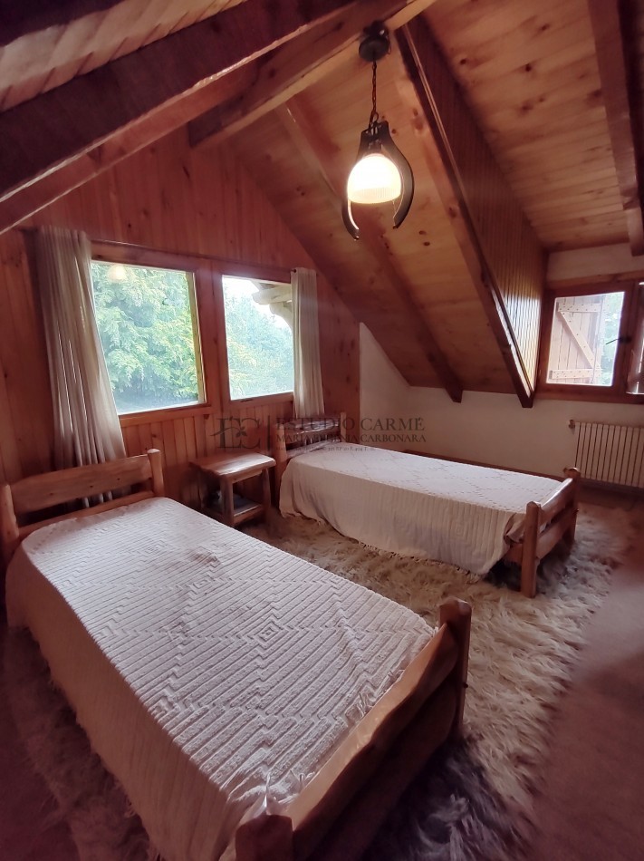 Vista al lago en San Ignacio del Cerro, casa en venta en Bariloche amoblada 