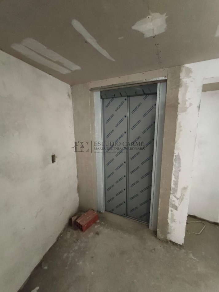 En pozo B° Belgrano Bariloche apto turismo y profesional entrega marzo 2026 oportunidad de inversion piso 3° "A" Fideicomiso Guaira