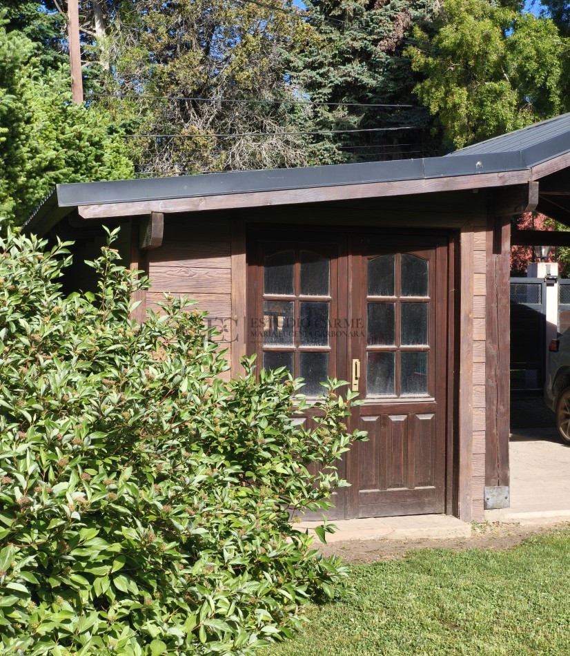 Casa + depto anexo en Barrio La Cascada de Bariloche. Alt. Bustillo Km 6 ideal vivienda y renta turistica venta inversion taller