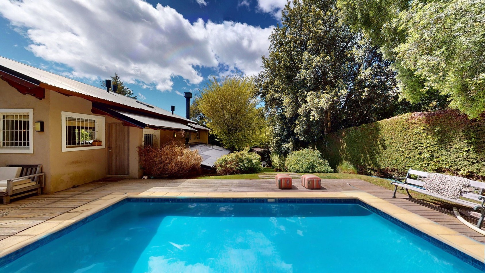 Amplia casa con pileta en La Cascada, Bariloche, en venta