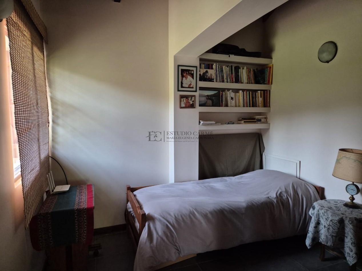 Casa + depto anexo en Barrio La Cascada de Bariloche. Alt. Bustillo Km 6 ideal vivienda y renta turistica venta inversion taller