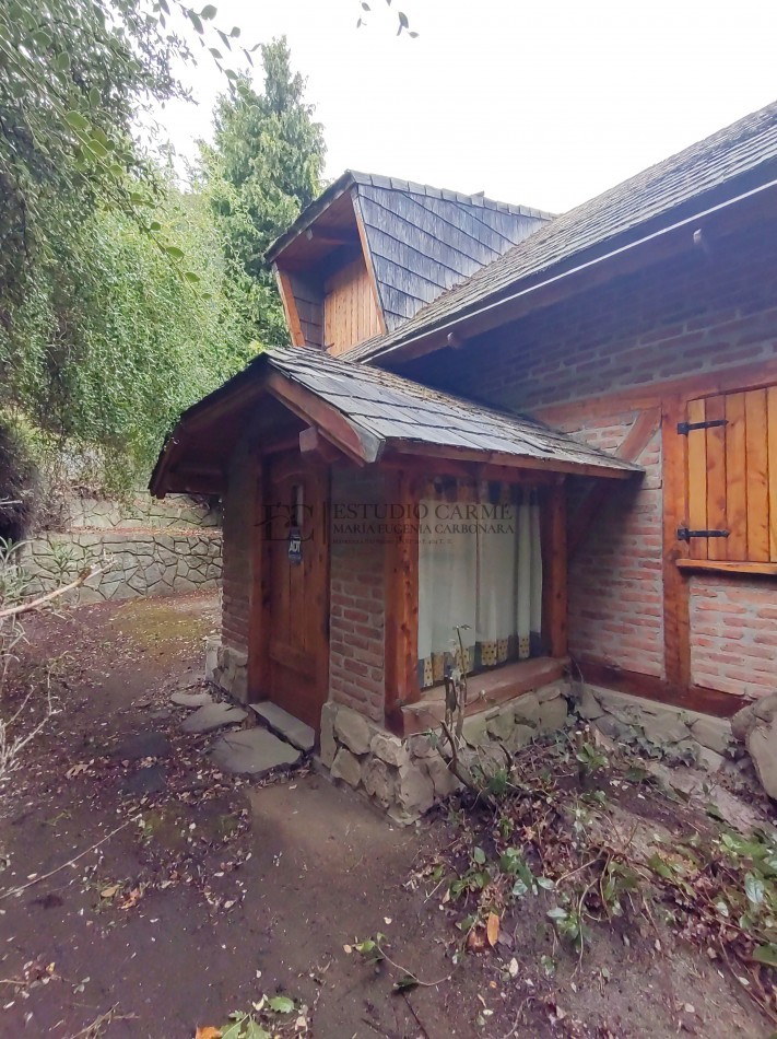 Vista al lago en San Ignacio del Cerro, casa en venta en Bariloche amoblada 