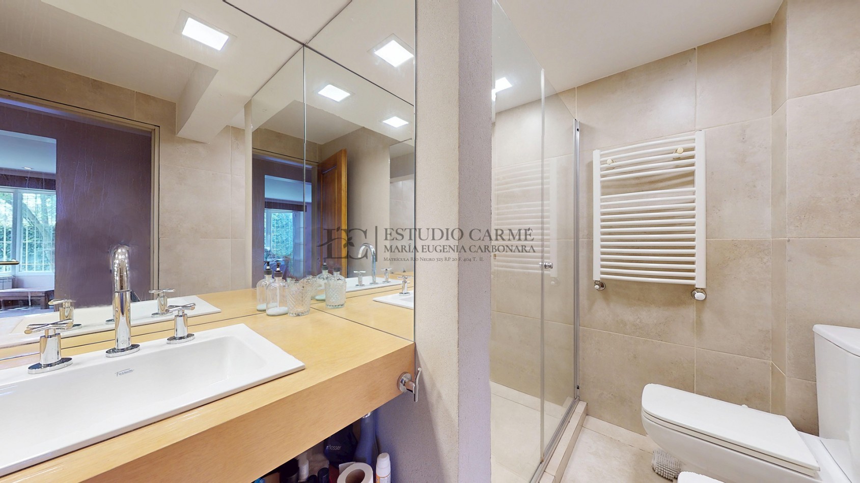 Amplia casa con pileta en La Cascada, Bariloche, en venta