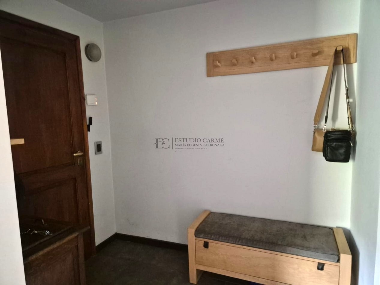 Casa + depto anexo en Barrio La Cascada de Bariloche. Alt. Bustillo Km 6 ideal vivienda y renta turistica venta inversion taller