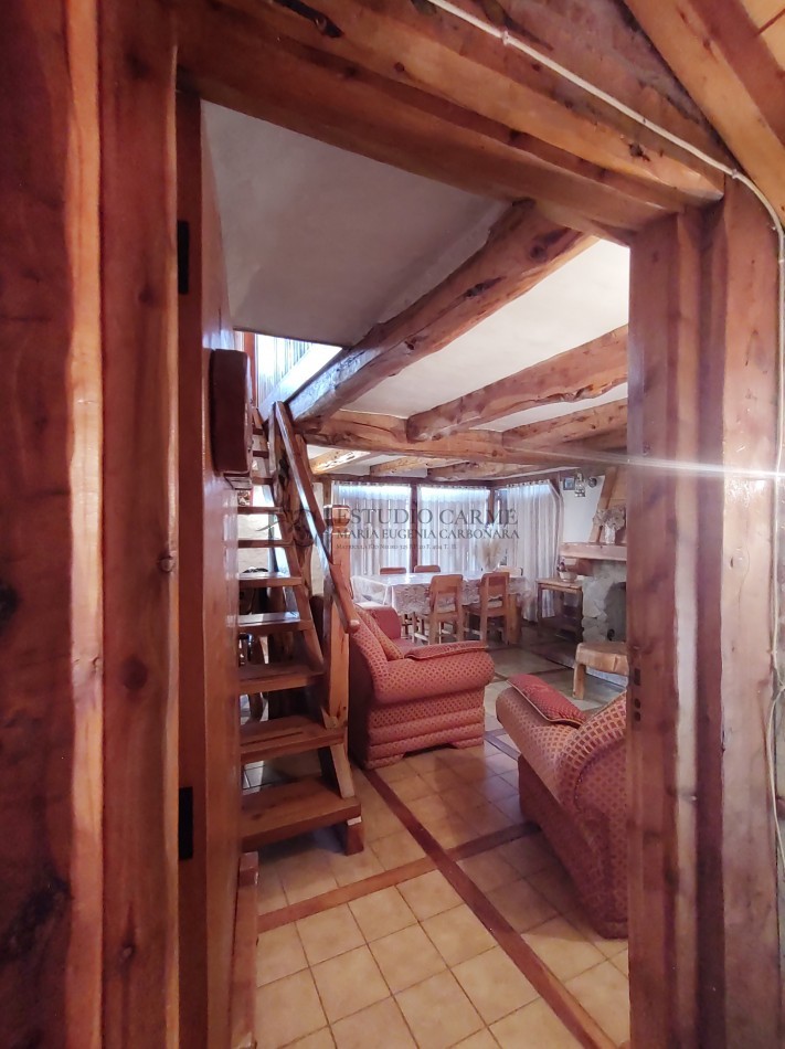 Vista al lago en San Ignacio del Cerro, casa en venta en Bariloche amoblada 