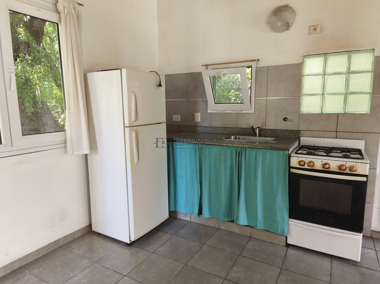 Casa en Lago Moreno con departamento + local u oficina en venta a 100 m de Playa del Viento Bariloche ideal vivienda mas renta turistica y emprendimiento