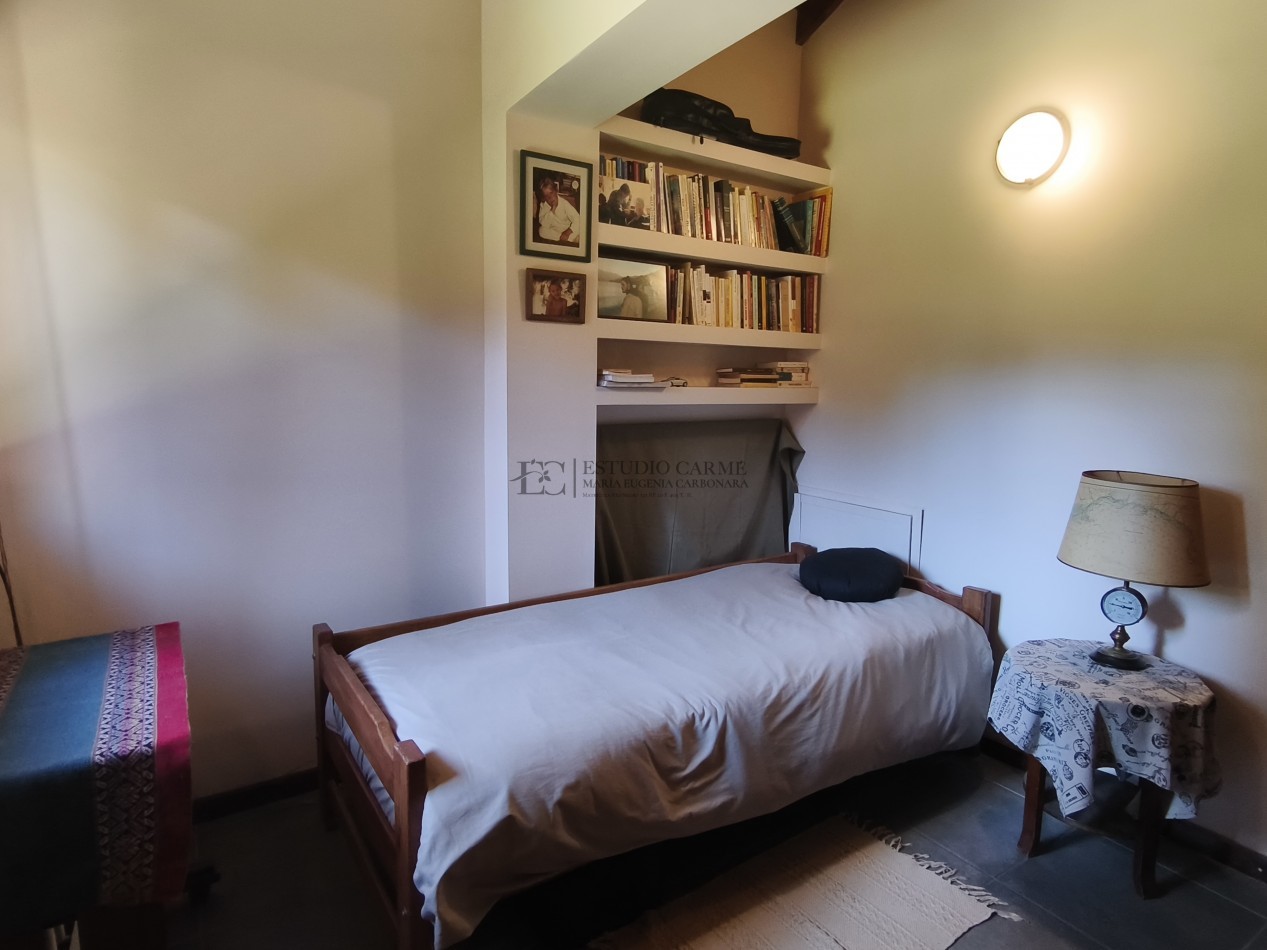 Casa + depto anexo en Barrio La Cascada de Bariloche. Alt. Bustillo Km 6 ideal vivienda y renta turistica venta inversion taller