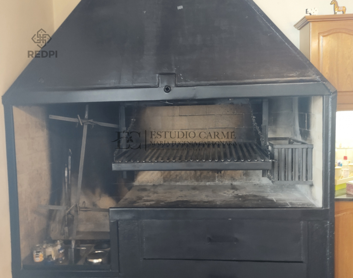 Casa 6 amb + amplio quincho o depto cochera cubierta en Dina Huapi a 15 km de Bariloche zona residencial jardin 