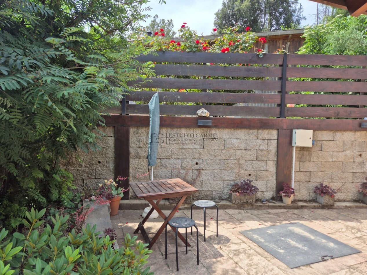 Casa + depto anexo en Barrio La Cascada de Bariloche. Alt. Bustillo Km 6 ideal vivienda y renta turistica venta inversion taller