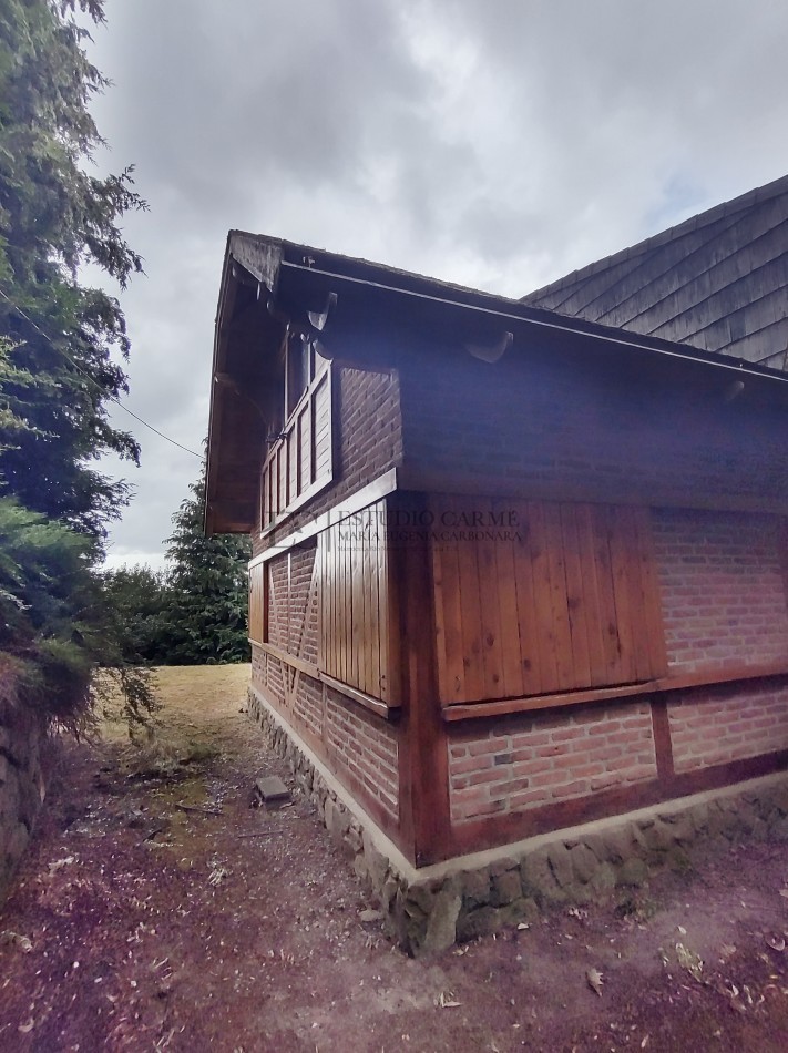 Vista al lago en San Ignacio del Cerro, casa en venta en Bariloche amoblada 