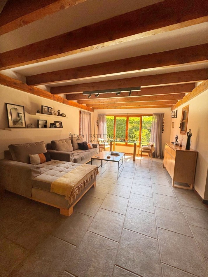 Casa + depto anexo en Barrio La Cascada de Bariloche. Alt. Bustillo Km 6 ideal vivienda y renta turistica venta inversion taller