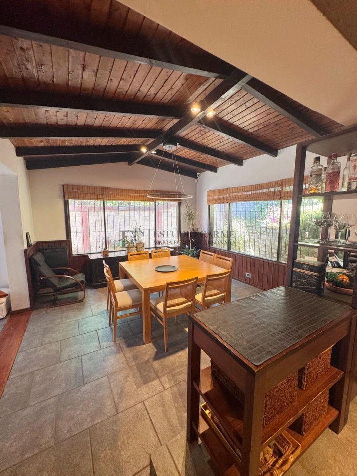 Casa + depto anexo en Barrio La Cascada de Bariloche. Alt. Bustillo Km 6 ideal vivienda y renta turistica venta inversion taller