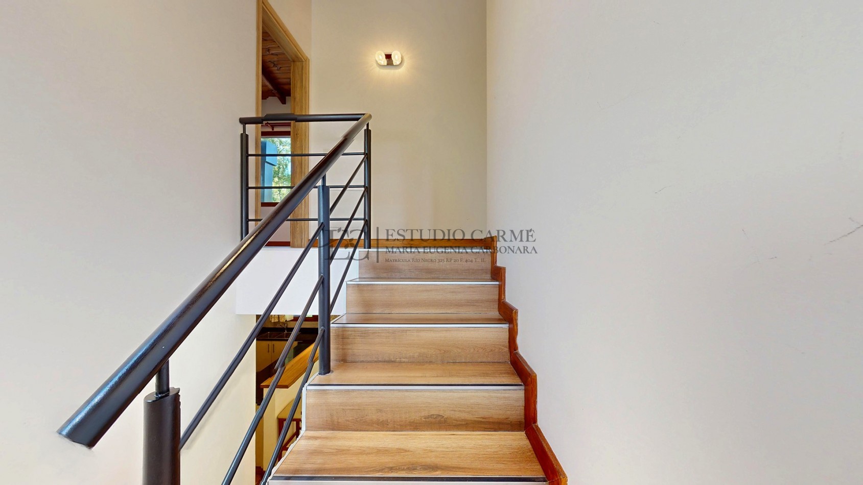 Casa en barrio privado Barrancas de Melipal en venta a 4,5 km del centro de Bariloche con seguridad y pileta