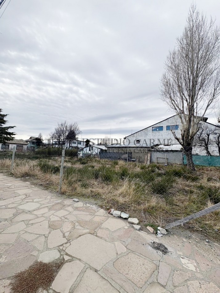Lote urbano en esquina en venta barrio Ñireco Bariloche