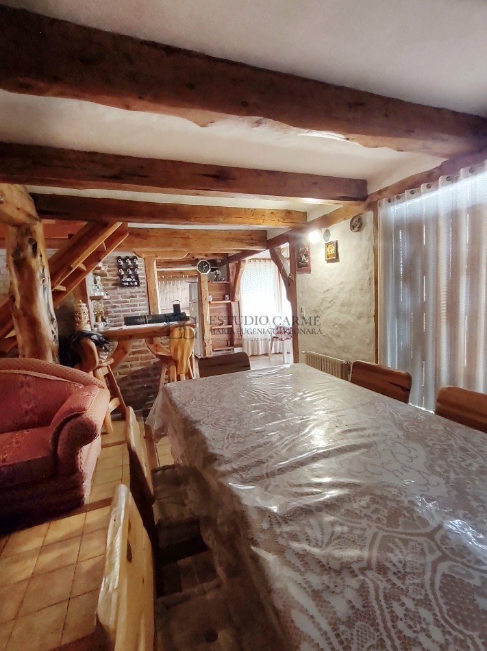 Vista al lago en San Ignacio del Cerro, casa en venta en Bariloche amoblada 