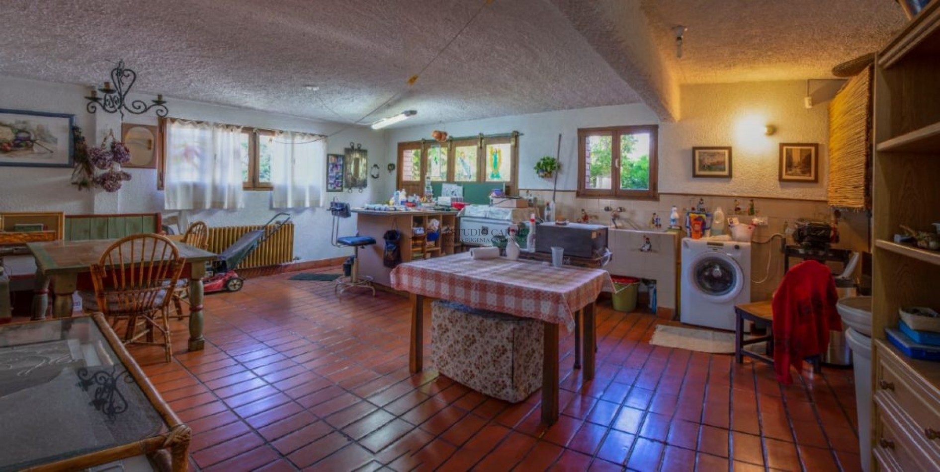 Casa en Melipal Bariloche 6 ambientes jardin  vista parcial al lago Nahuel Huapi posibilidad de quinto dormitorio o dependencia