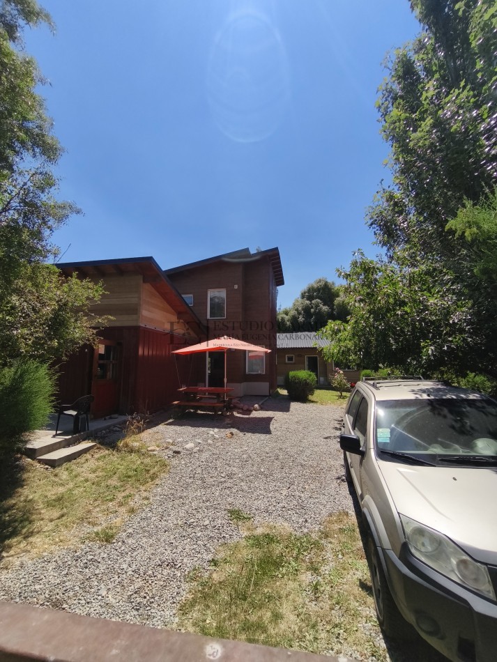 Casa en Lago Moreno con departamento + local u oficina en venta a 100 m de Playa del Viento Bariloche ideal vivienda mas renta turistica y emprendimiento