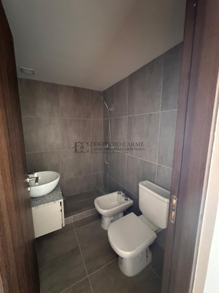 A estrenar apto turismo con vista al lago en Barrio Jardin Botanico Bariloche ideal inversion