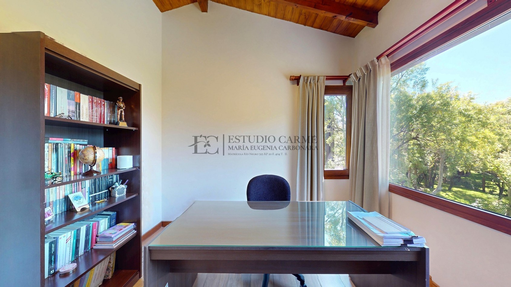 Casa en barrio privado Barrancas de Melipal en venta a 4,5 km del centro de Bariloche con seguridad y pileta