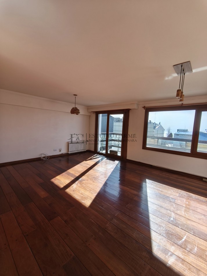 Semipiso duplex 2 suites en venta en el centro de Bariloche