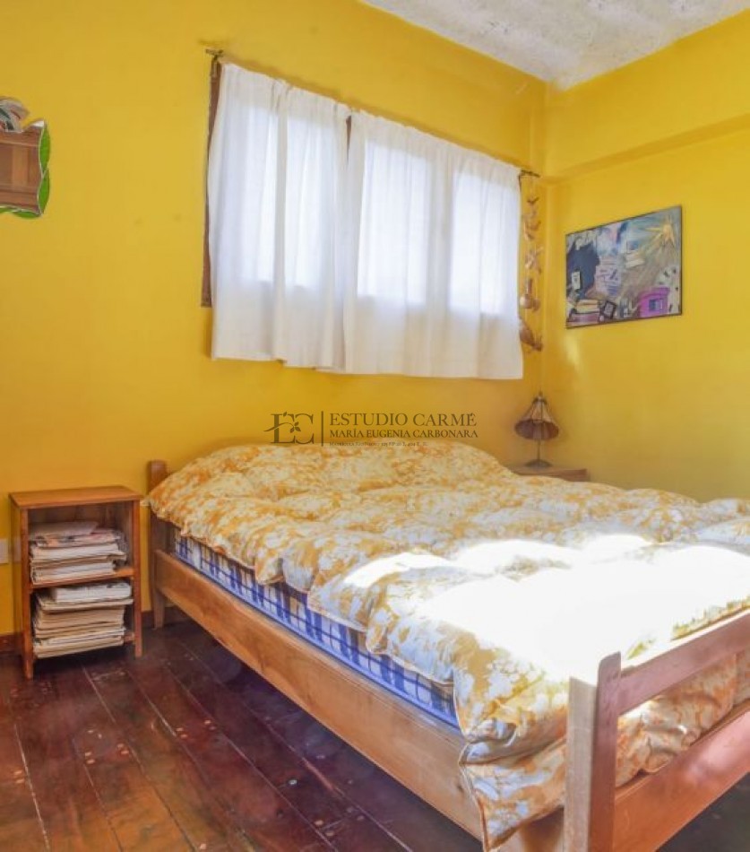 Casa en Melipal Bariloche 6 ambientes jardin  vista parcial al lago Nahuel Huapi posibilidad de quinto dormitorio o dependencia