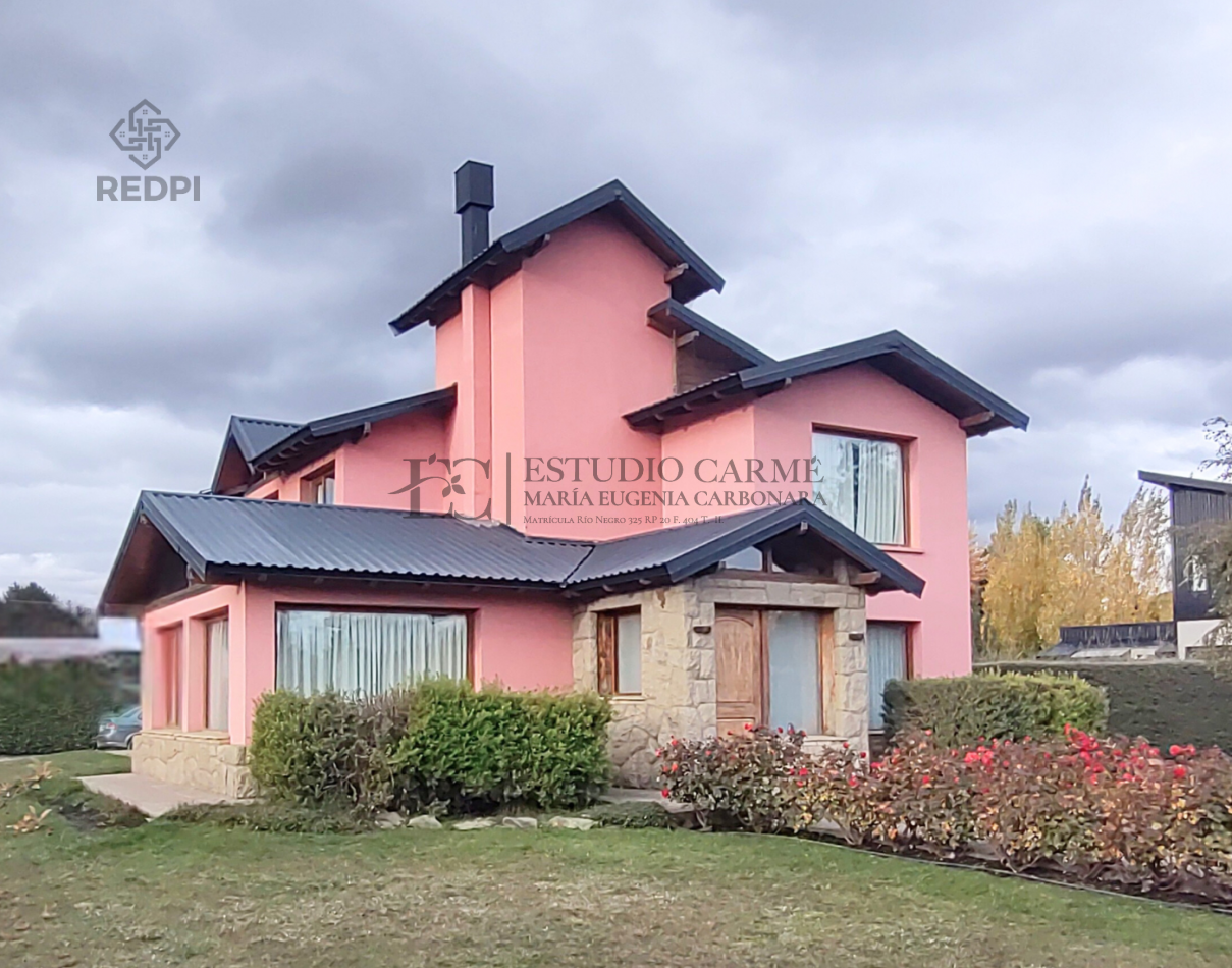 Casa 6 amb + amplio quincho o depto cochera cubierta en Dina Huapi a 15 km de Bariloche zona residencial jardin 