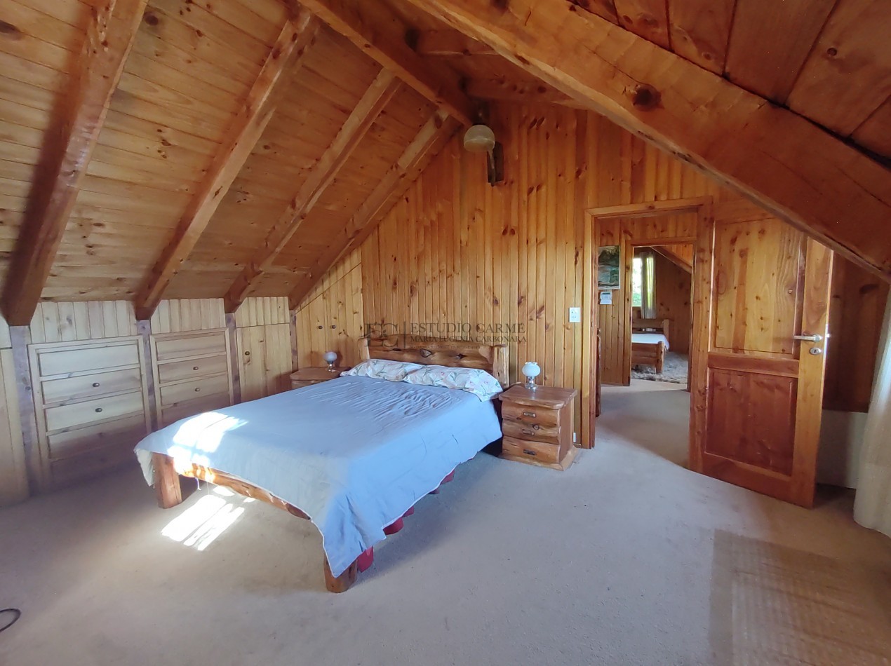 Vista al lago en San Ignacio del Cerro, casa en venta en Bariloche amoblada 