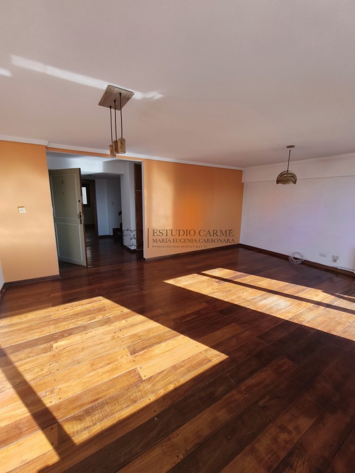 Semipiso duplex 2 suites en venta en el centro de Bariloche