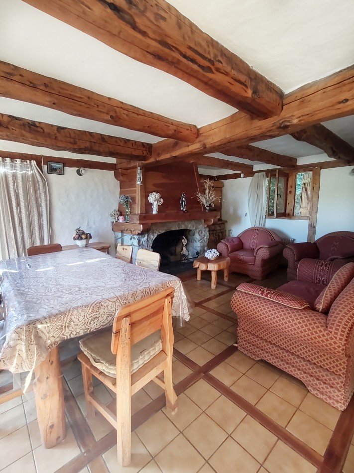 Vista al lago en San Ignacio del Cerro, casa en venta en Bariloche amoblada 