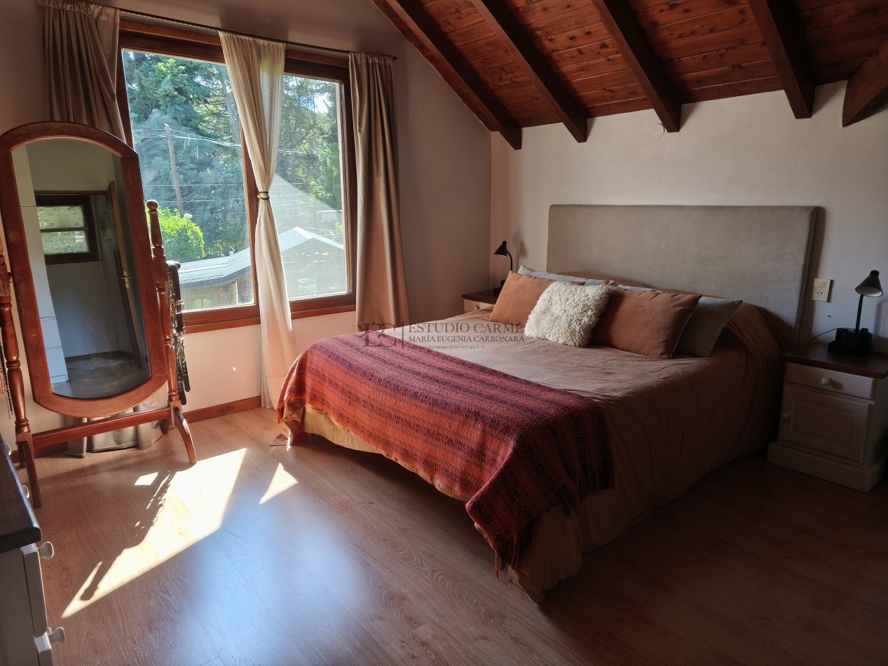 Casa + depto anexo en Barrio La Cascada de Bariloche. Alt. Bustillo Km 6 ideal vivienda y renta turistica venta inversion taller