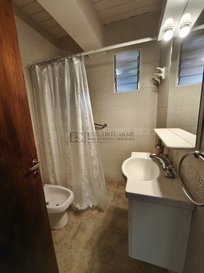 Casa + depto anexo en Barrio La Cascada de Bariloche. Alt. Bustillo Km 6 ideal vivienda y renta turistica venta inversion taller