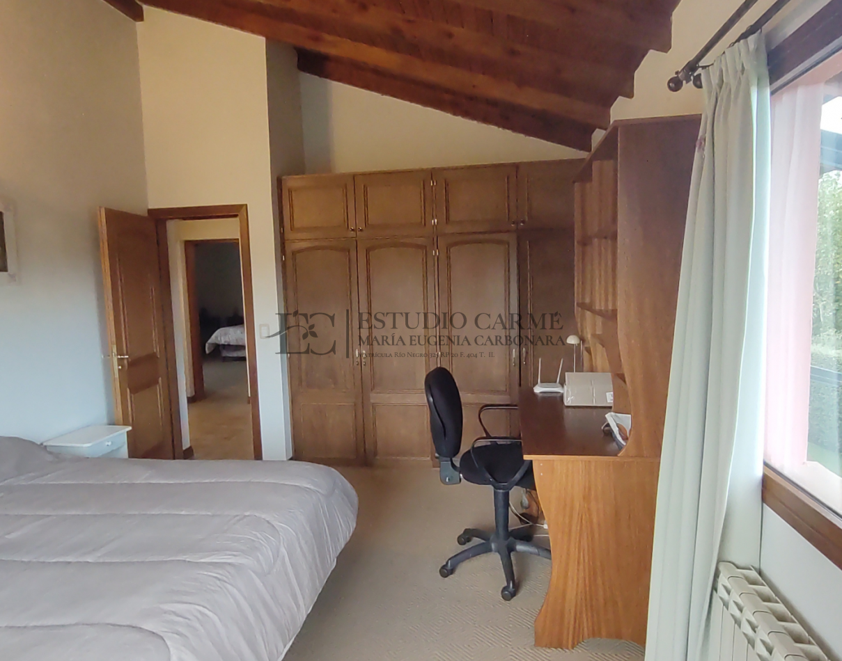 Casa 6 amb + amplio quincho o depto con garage en Dina Huapi a 15 km de Bariloche zona residencial jardin 