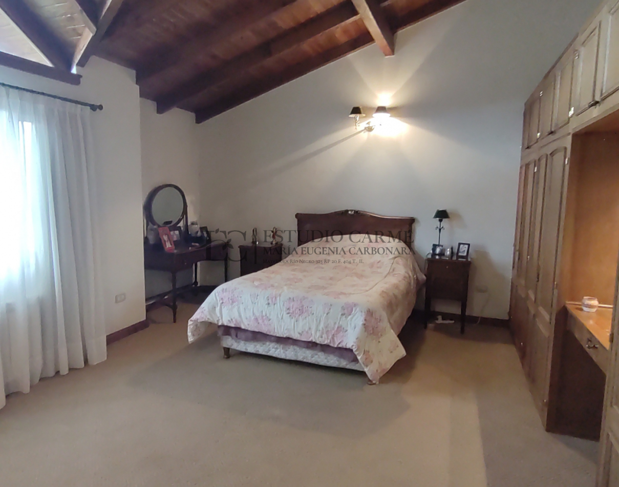 Casa 6 amb + amplio quincho o depto con garage en Dina Huapi a 15 km de Bariloche zona residencial jardin 