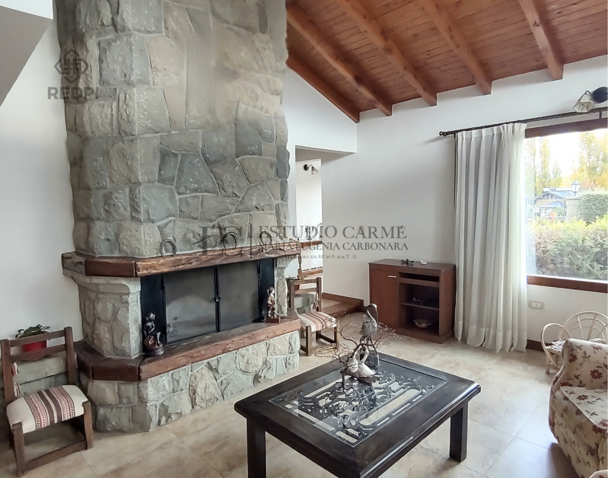 Casa 6 amb + amplio quincho o depto con garage en Dina Huapi a 15 km de Bariloche zona residencial jardin 