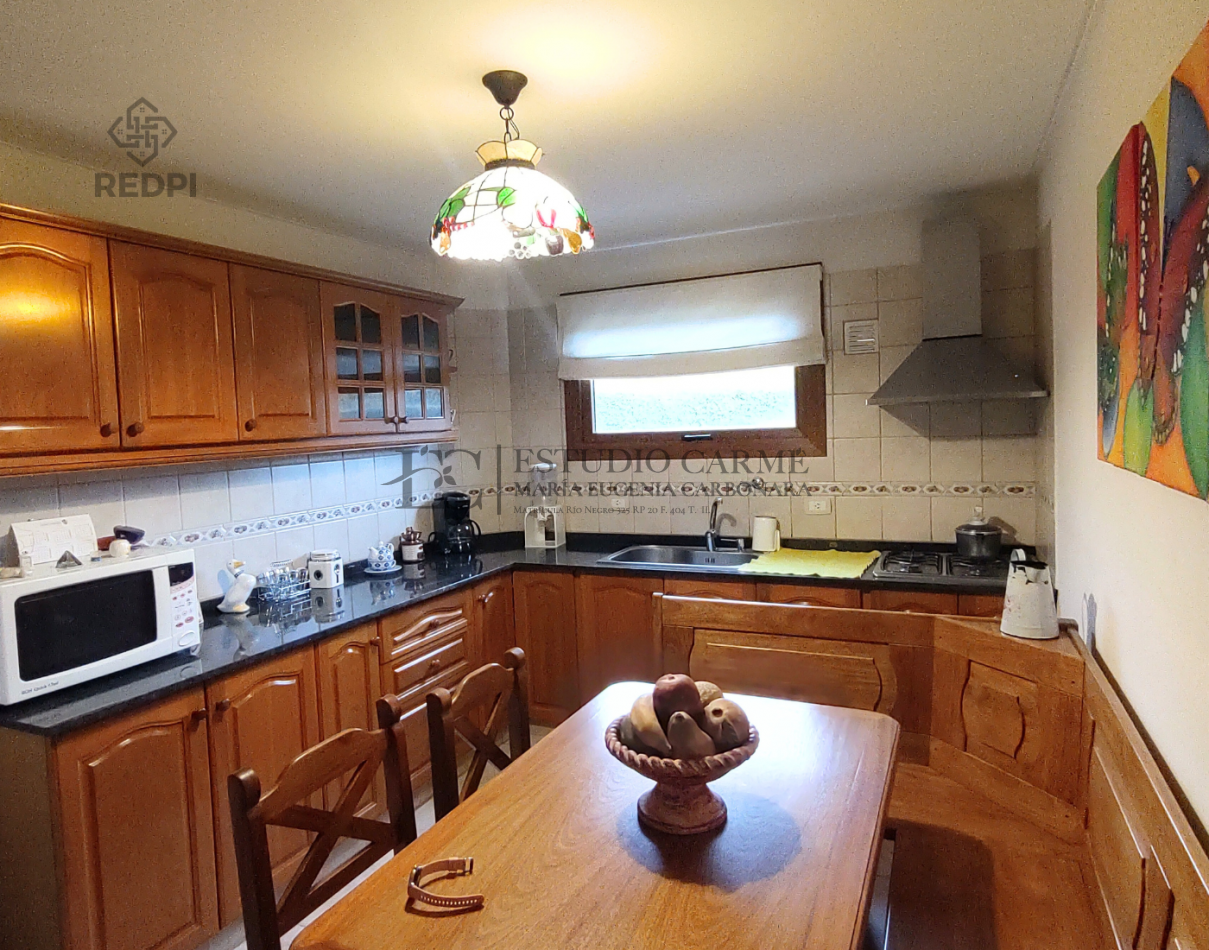 Casa 6 amb + amplio quincho o depto con garage en Dina Huapi a 15 km de Bariloche zona residencial jardin 