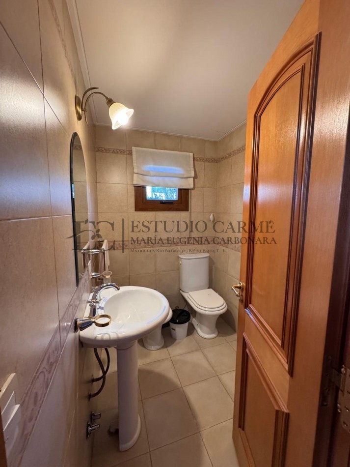 Casa 6 amb + amplio quincho o depto con garage en Dina Huapi a 15 km de Bariloche zona residencial jardin 